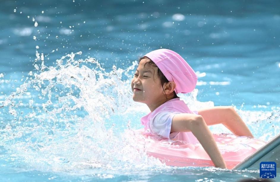 猛暑で夏の「クールエコノミー」が活況