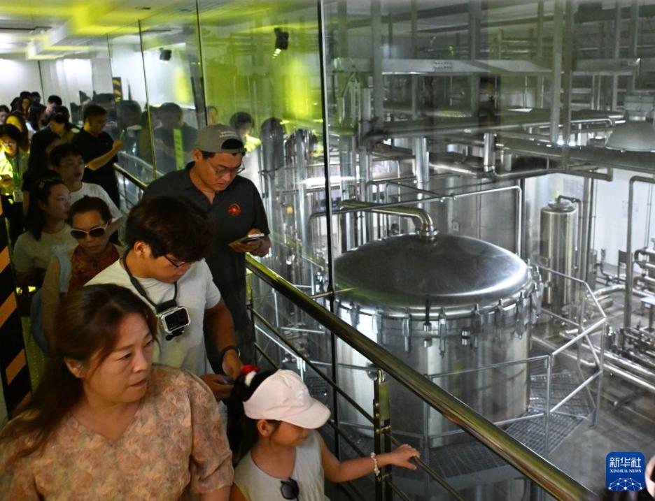 リニューアル後の青島ビール博物館が新たな人気スポットに 山東省